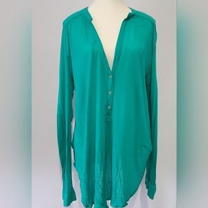 t. Babaton v-neck long sleeve shirt, Sz M (PTP 23")
